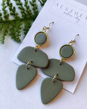 Load image into Gallery viewer, Lyra Earrings
