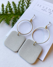 Load image into Gallery viewer, Gardenia Earrings
