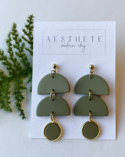 Load image into Gallery viewer, Moonrise Earrings
