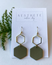 Load image into Gallery viewer, Manuka Earrings
