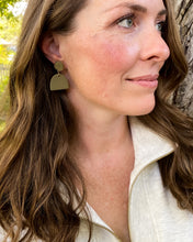 Load image into Gallery viewer, Marigold Earrings
