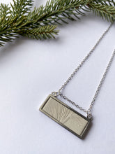 Load image into Gallery viewer, Olearia Necklace - Silver
