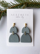 Load image into Gallery viewer, Bryn Earrings
