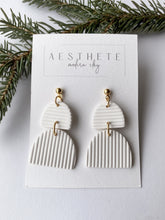 Load image into Gallery viewer, Bryn Earrings
