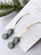 Load image into Gallery viewer, Elowen Earrings
