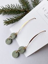 Load image into Gallery viewer, Elowen Earrings
