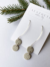 Load image into Gallery viewer, Elowen Earrings - Silver
