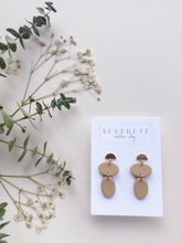 Load image into Gallery viewer, Finch Earrings
