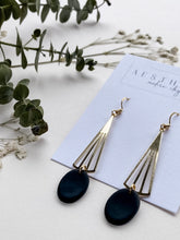 Load image into Gallery viewer, Sandpiper Earrings
